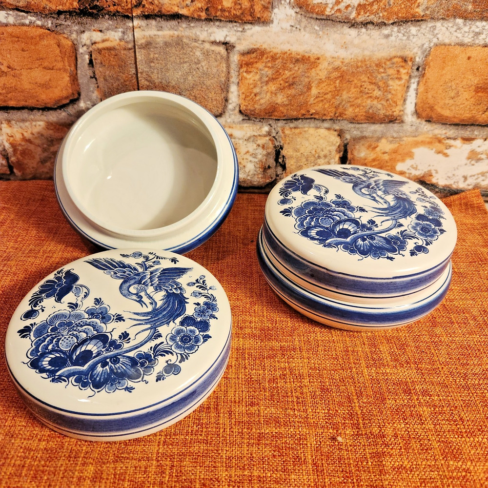 Two Gist-Brocades Delft Blue LIdded Trinket Bowls Hand-Painted 5.5" Floral Bird
